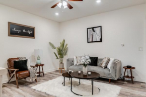 Charming Retreat Near XU